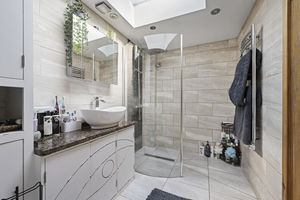 Photo 13- click for photo gallery